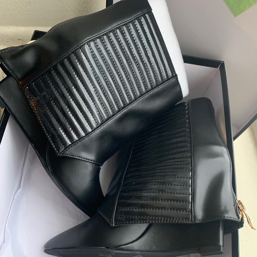AKIRA AZALEA WANG RAPTOR BOOT